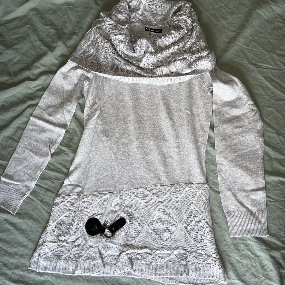 VENUS Elegant Cream Cowl Neck Sweater